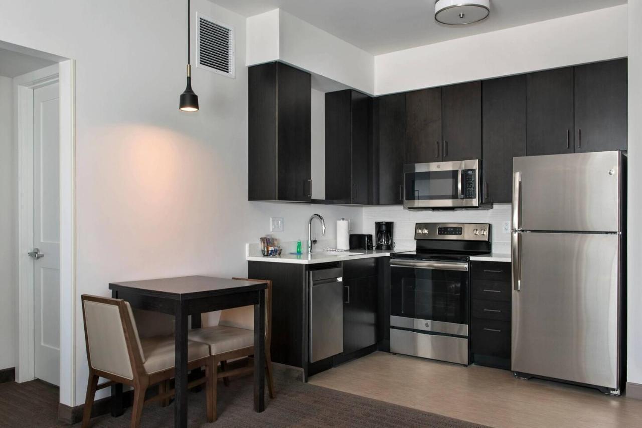 Residence Inn By Marriott Lancaster Rohrerstown Bagian luar foto